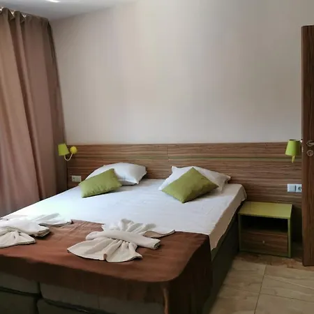 1 Flowerstrasse شقة فندقية *
