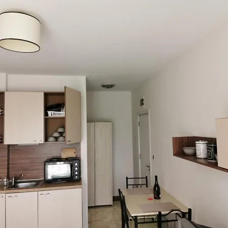 1 Flowerstrasse Hotel de apartamente Sunny Beach